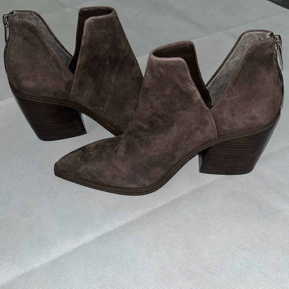 Vince Camuto brown heeled pointed boot Gigietta leather/suede - Picture 9 of 9